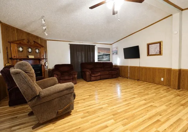 Photo 3 of Manufactured home for sale at 2985 James Walker Rd, Camden, TN 38320 | MLS# 3610590 | Listing updated on 2026-10-02