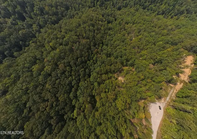 Photo 3 of Land for sale at 0 Kodiak Ln, Crawford, TN 38554 | MLS# 3610563 | Listing updated on 2026-10-02