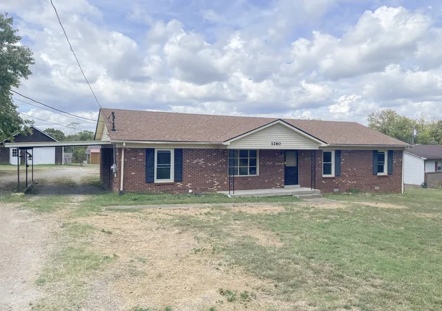 Single family home for sale at 1260 Verona Caney Ave, Lewisburg, TN 37091 | MLS# 3612705