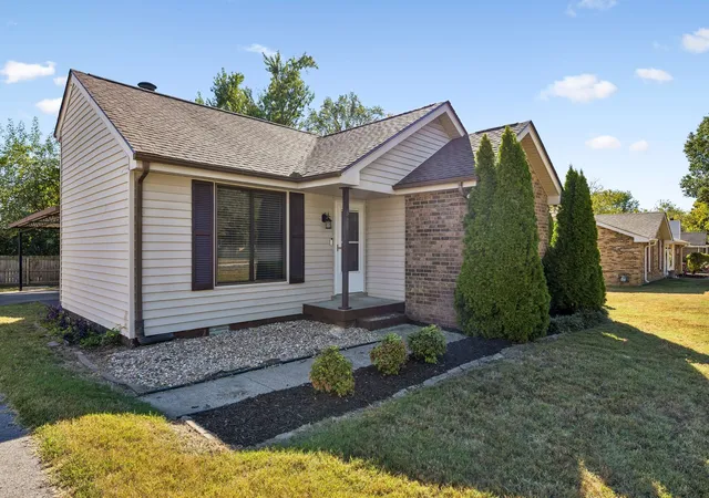 Photo 3 of Single family home for sale at 320 Raindrop Ln, Hendersonville, TN 37075 | MLS# 3610915 | Listing updated on 2026-10-07