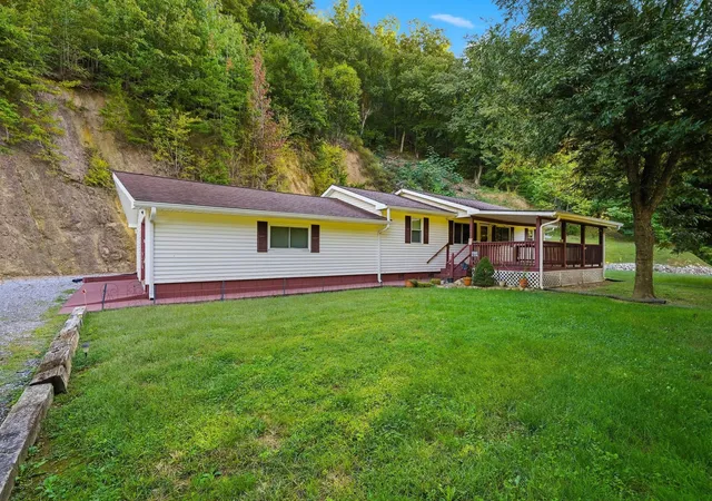 Single family home for sale at 1958 Highway 25 70 E, Del Rio, TN 37727 | MLS# 3610794