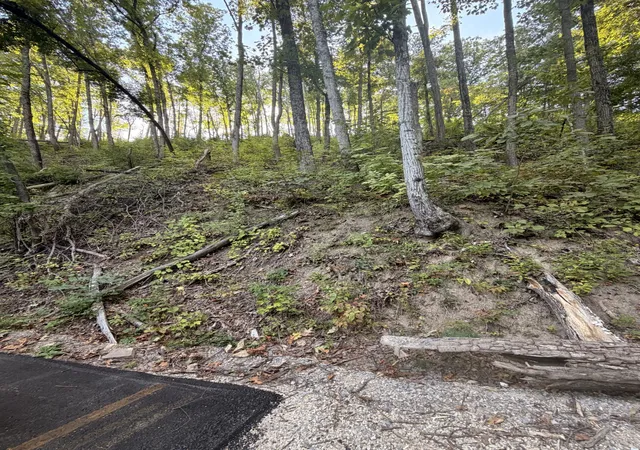 Photo 2 of Land for sale at 0 Whippoorwill Hl Way, Sevierville, TN 37862 | MLS# 3611686 | Listing updated on 2026-10-05