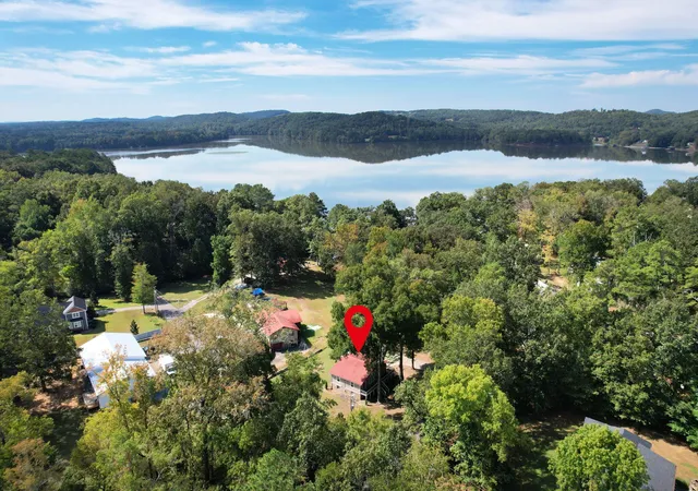 Photo 4 of Single family home for sale at 374 Marina Hills Cir NW, Charleston, TN 37310 | MLS# 3610632 | Listing updated on 2026-10-02