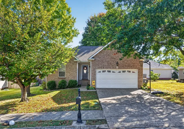 Photo 3 of Single family home for sale at 134 Willowleaf Ln, White House, TN 37188 | MLS# 3610972 | Listing updated on 2026-10-10