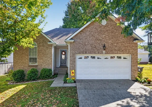 Photo 3 of Single family home for sale at 134 Willowleaf Ln, White House, TN 37188 | MLS# 3610972 | Listing updated on 2026-10-11