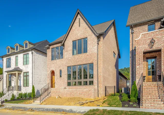Photo 3 of Sale Pending at 9415 Calder Cir, Ooltewah, TN 37363 | MLS# 3610673 | Listing updated on 2026-10-08