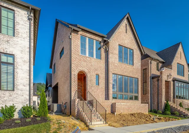 Photo 4 of Sale Pending at 9415 Calder Cir, Ooltewah, TN 37363 | MLS# 3610673 | Listing updated on 2026-10-08