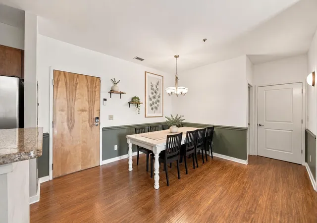 Listing Photo 5 - Condo for sale in building located at 863 Flynn St, Chattanooga, TN 37403 - Unit #204