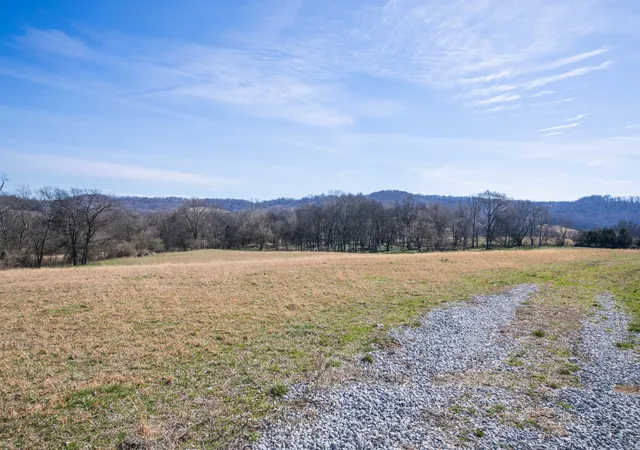 Photo 3 of House for sale at 1771 Cornersville Hwy, Lewisburg, TN 37091 | MLS# 3610721 | Listing updated on 2026-10-02