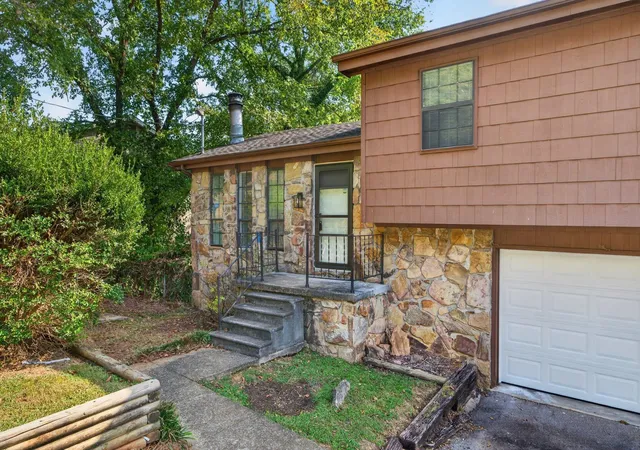 Photo 3 of Single family home for sale at 3418 Martin Rd, Chattanooga, TN 37415 | MLS# 3610687 | Listing updated on 2026-10-05