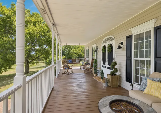 Photo 3 of Single family home for sale at 4235 Little Pond Ln, Thompsons Station, TN 37179 | MLS# 3611732 | Listing updated on 2026-10-08