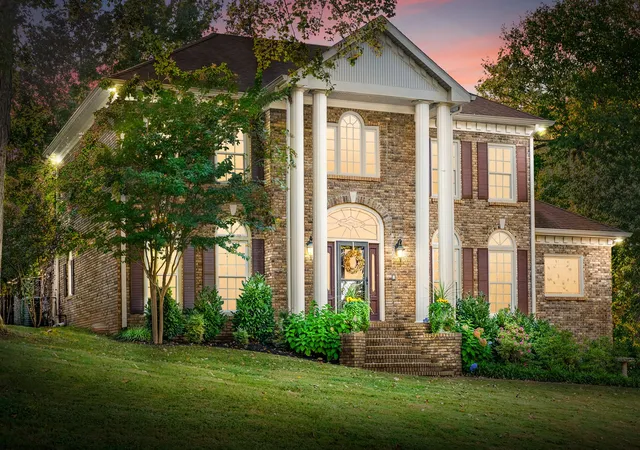 Photo 1 of Single family home for sale at 2704 Wakefield Dr, Clarksville, TN 37043 | MLS# 3615054 | Listing updated on 2026-10-08