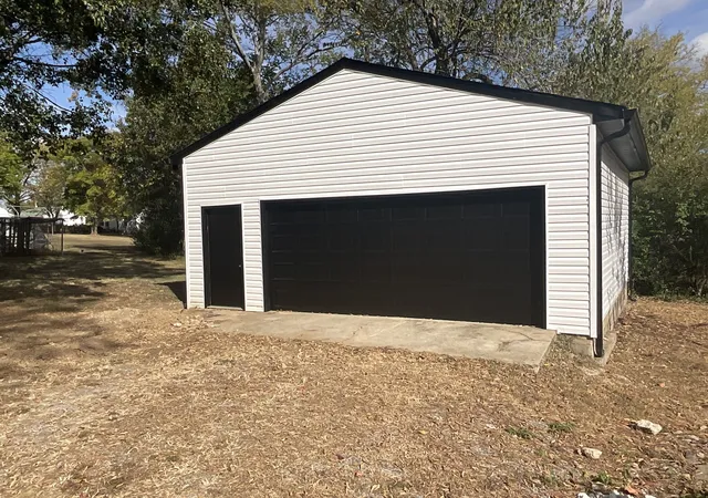 Photo 3 of Single family home for sale at 123 Butler St, Shelbyville, TN 37160 | MLS# 3612091 | Listing updated on 2026-10-06