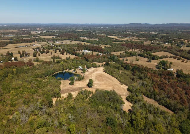 Photo 2 of Single family home for sale at 9010 Hwy 269 Bell Buckle Rd, Christiana, TN 37037 | MLS# 3610846 | Listing updated on 2026-10-06