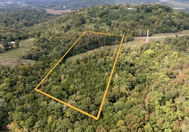 Photo 1 of Land for sale at 0 Horseshoe Bnd Ln, Elmwood, TN 38560 | MLS# 3611214 | Listing updated on 2026-10-03