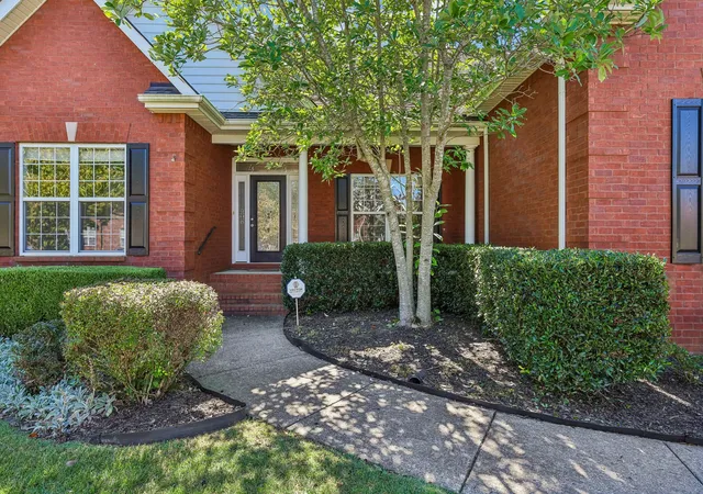 Photo 3 of Single family home for sale at 3630 Geneva Dr, Murfreesboro, TN 37128 | MLS# 3614535 | Listing updated on 2026-10-08