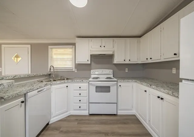 Photo 3 of Manufactured home for sale at 285 Bellis Rd, Savannah, TN 38372 | MLS# 3610742 | Listing updated on 2026-10-02