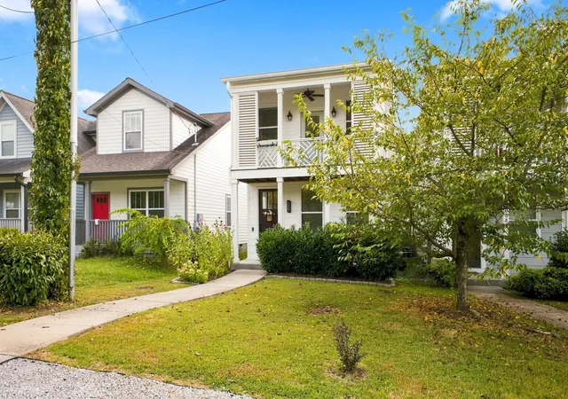 Photo 2 of Single family home for sale at 6105a Louisiana Ave, Nashville, TN 37209 | MLS# 3610859 | Listing updated on 2026-10-08