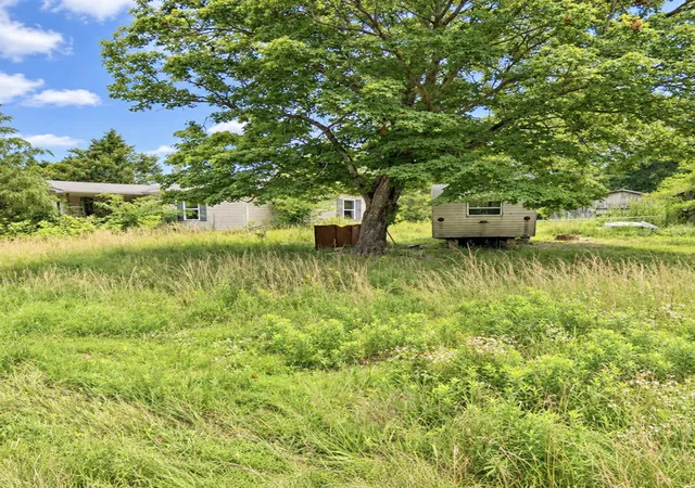 Photo 4 of Manufactured home for sale at 2400 Bethany Church Rd, Princeton, KY 42445 | MLS# 3619360 | Listing updated on 2026-10-12