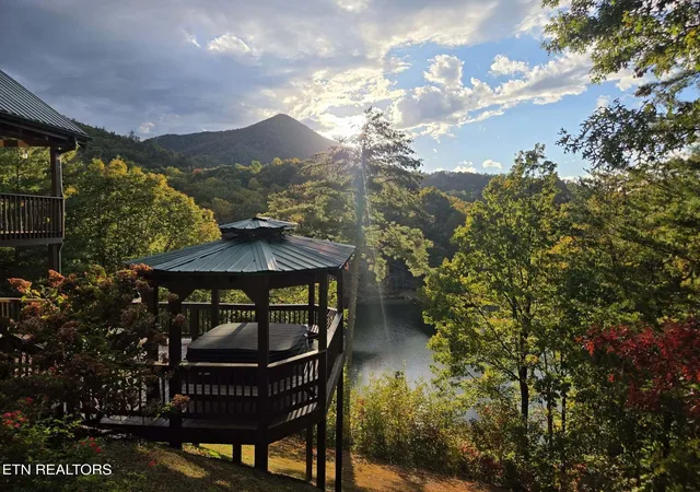 Photo 3 of Single family home for sale at 3702 Marian Lake Way, Sevierville, TN 37862 | MLS# 3615737 | Listing updated on 2026-10-09