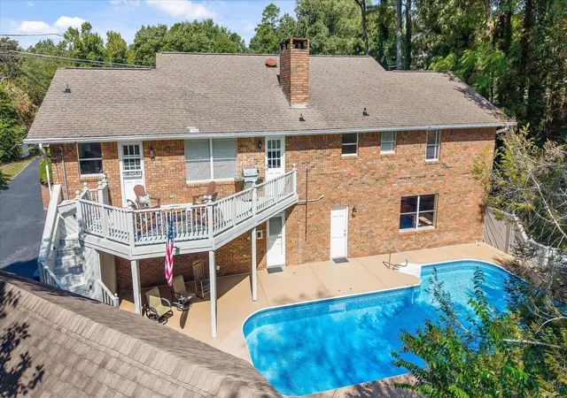 Photo 4 of Single family home for sale at 7104 Moreview Rd, Chattanooga, TN 37412 | MLS# 3610803 | Listing updated on 2026-10-05