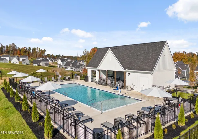 Photo 3 of Single family home for sale at 7352 Sun Blossom Ln #180, Knoxville, TN 37924 | MLS# 3610812 | Listing updated on 2026-10-05
