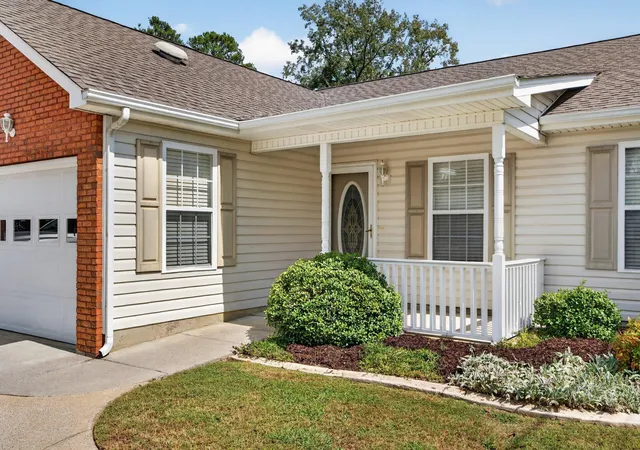 Photo 3 of Townhouse for sale at 653 Flagstone Dr #22D, Rossville, GA 30741 | MLS# 3610830 | Listing updated on 2026-10-04