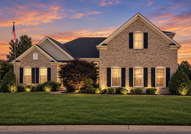 Photo 2 of Single family home for sale at 803 Saddle Ridge Dr, Mount Juliet, TN 37122 | MLS# 3612649 | Listing updated on 2026-10-23
