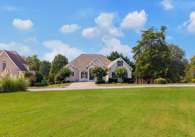 Photo 1 of Single family home for sale at 9133 Crystal Brk Dr, Apison, TN 37302 | MLS# 3610887 | Listing updated on 2026-10-04