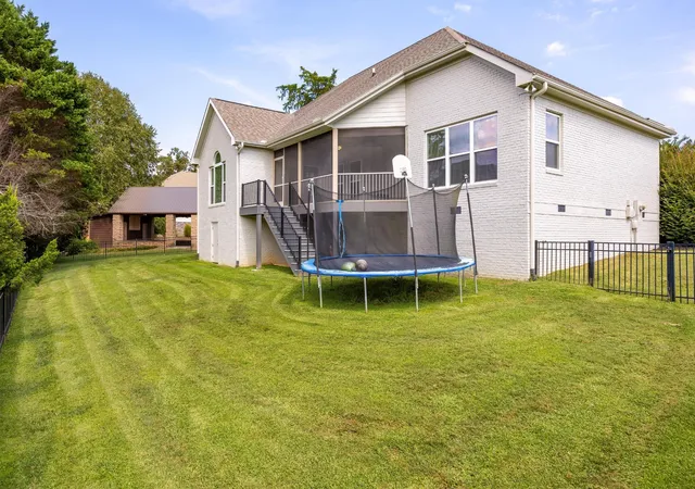 Photo 4 of Single family home for sale at 9133 Crystal Brk Dr, Apison, TN 37302 | MLS# 3610887 | Listing updated on 2026-10-04