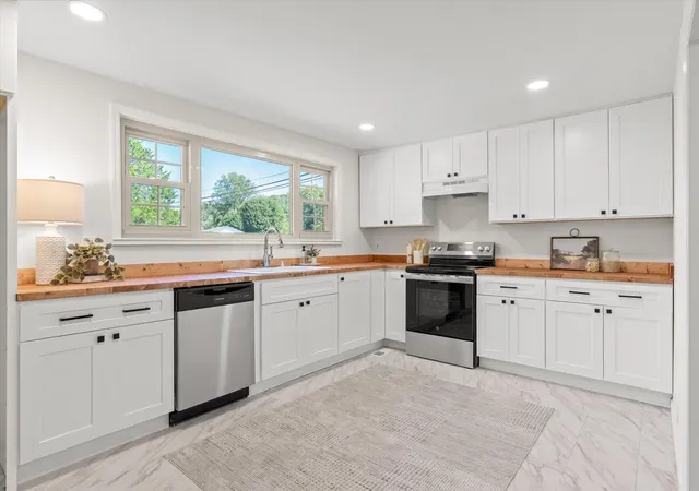 Photo 4 of Single family home for sale at 1519 Morris Hl Rd, Chattanooga, TN 37421 | MLS# 3610885 | Listing updated on 2026-10-08