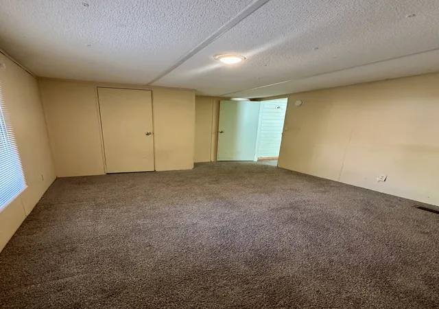Photo 4 of Manufactured home for sale at 308 Poplar St, Smithville, TN 37166 | MLS# 3612369 | Listing updated on 2026-10-08