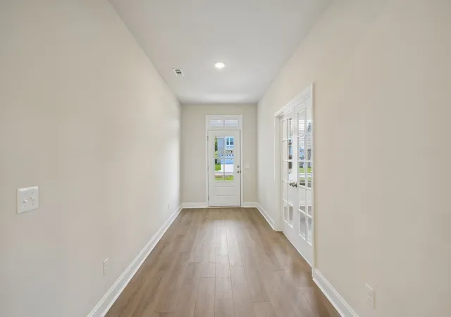 Photo 2 of Single family home for sale at 720 Foley Cir, Mount Juliet, TN 37122 | MLS# 3613137 | Listing updated on 2026-10-07