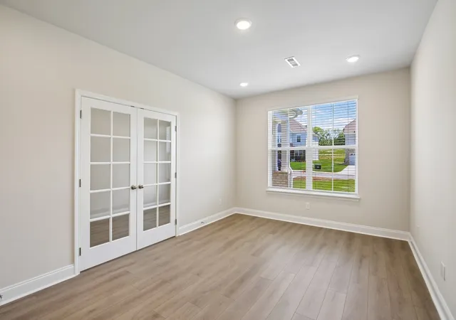 Photo 3 of Single family home for sale at 720 Foley Cir, Mount Juliet, TN 37122 | MLS# 3613137 | Listing updated on 2026-10-07