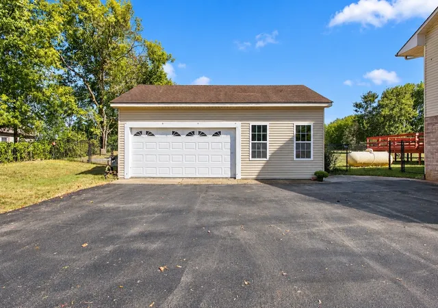 Photo 3 of Single family home for sale at 3171 Les Chappell Rd, Spring Hill, TN 37174 | MLS# 3611065 | Listing updated on 2026-10-03