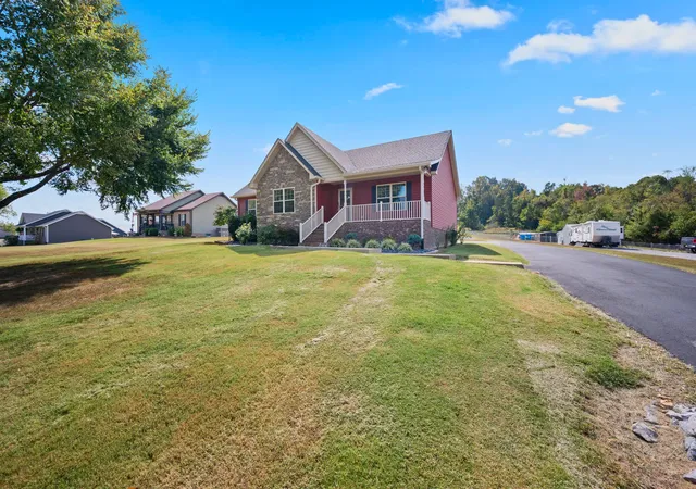 Photo 3 of Single family home for sale at 336 Clyde Wix Rd, Westmoreland, TN 37186 | MLS# 3611070 | Listing updated on 2026-10-03
