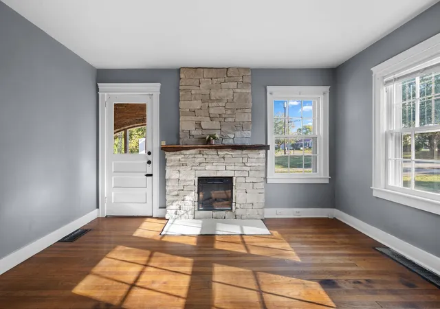 Photo 3 of Single family home for sale at 113 Carlisle Ave, Shelbyville, TN 37160 | MLS# 3611296 | Listing updated on 2026-10-09