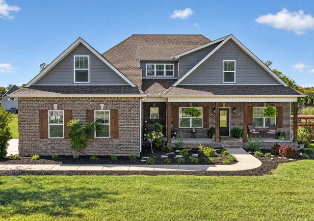 Photo 2 of Sale Pending at 1004 Caballo Trl, Gallatin, TN 37066 | MLS# 3611039 | Listing updated on 2026-10-16