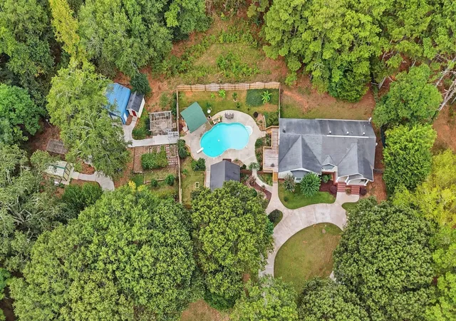 Photo 4 of Single family home for sale at 796 Oak Grv Rd, Griffin, GA 30224 | MLS# 3611016 | Listing updated on 2026-10-09