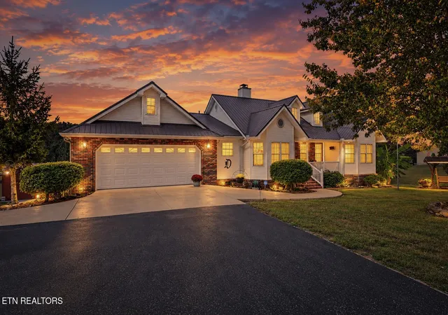 Single family home for sale at 259 Wistarbrook Dr, Crossville, TN 38571 | MLS# 3611038