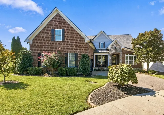 Photo 2 of Single family home for sale at 225 Molly Bright Ln, Franklin, TN 37064 | MLS# 3612153 | Listing updated on 2026-10-10