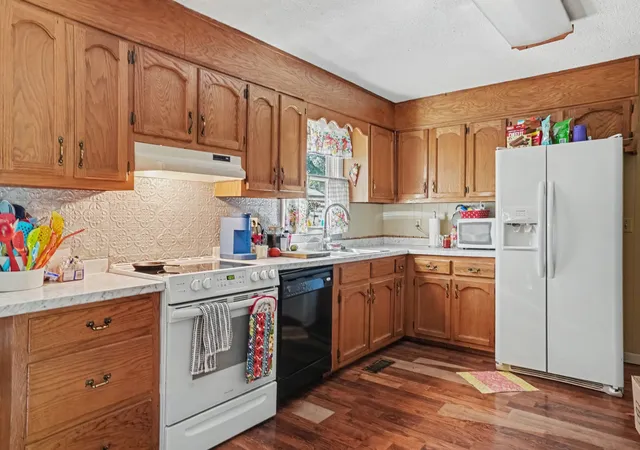 Photo 3 of Single family home for sale at 1299 Webb Rd, Lewisburg, TN 37091 | MLS# 3611207 | Listing updated on 2026-10-09