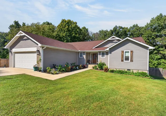 Photo 2 of Single family home for sale at 248 Bm Johnson Ln, Gainesboro, TN 38562 | MLS# 3611090 | Listing updated on 2026-10-03