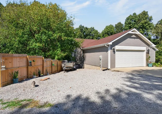 Photo 3 of Single family home for sale at 248 Bm Johnson Ln, Gainesboro, TN 38562 | MLS# 3611090 | Listing updated on 2026-10-03