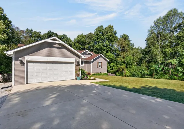 Photo 4 of Single family home for sale at 248 Bm Johnson Ln, Gainesboro, TN 38562 | MLS# 3611090 | Listing updated on 2026-10-03