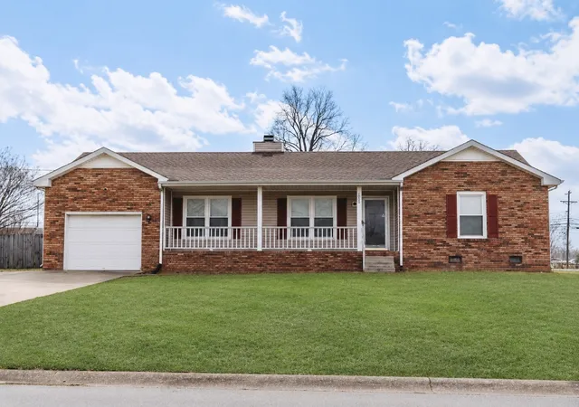 Photo 1 of Single family home for sale at 1000 Monica Dr, Clarksville, TN 37042 | MLS# 3611189 | Listing updated on 2026-10-03
