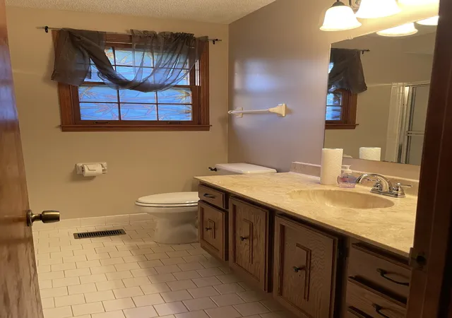 Photo 4 of Single family home for sale at 4804 Shasta Dr, Old Hickory, TN 37138 | MLS# 3621301 | Listing updated on 2026-10-29