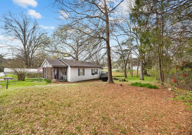 Photo 3 of Single family home for sale at 506 Chestnut St, La Fayette, GA 30728 | MLS# 3611132 | Listing updated on 2026-10-03