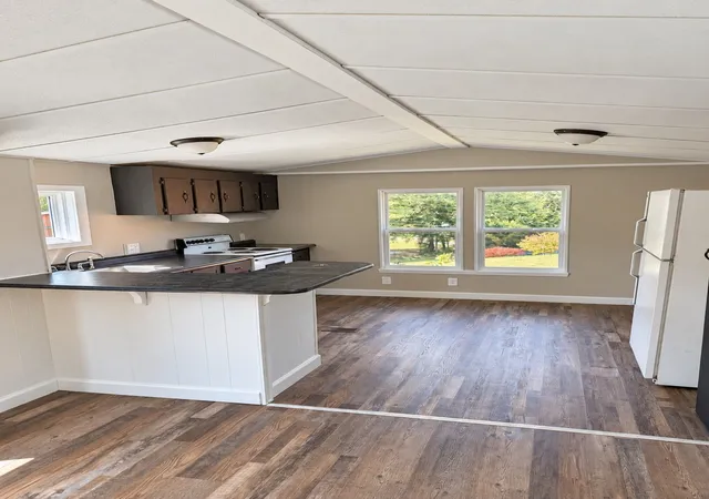 Photo 4 of Manufactured home for sale at 1301 Dockery Ln SE, Cleveland, TN 37323 | MLS# 3611147 | Listing updated on 2026-10-03