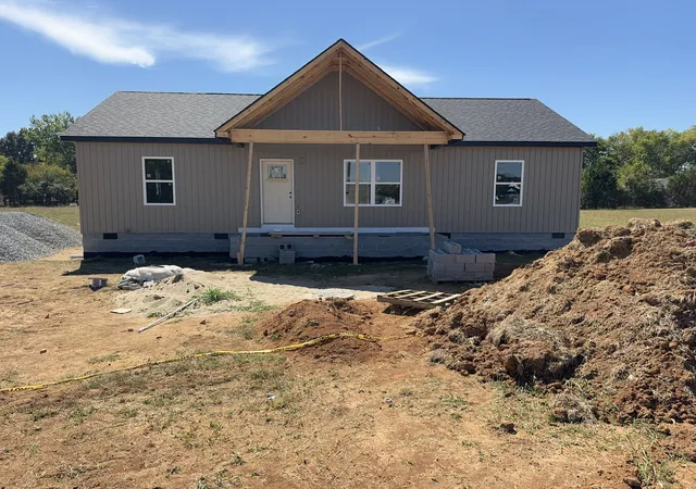 Photo 2 of Single family home for sale at 2113 Laws Hl Cir, Lewisburg, TN 37091 | MLS# 3611435 | Listing updated on 2026-10-05